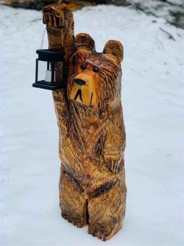 Setripuusta veistetty karhu - Resiinikoriste lamppua pitävällä karhulla - Image 4