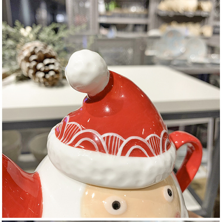 Sarjakuvatyylinen Joulupukki-teesetti – Luova keraaminen teekannu ja muki - Image 6