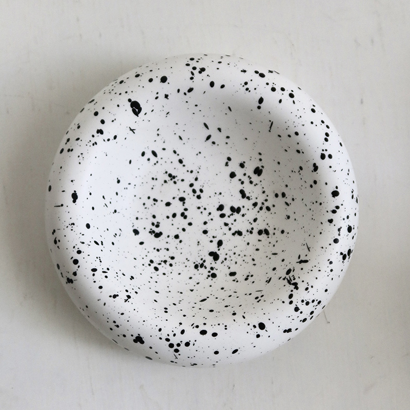 Pohjoismainen keraaminen muki ja lautasetti – Aamiaiseen tai kahvihetkiin kotona - Image 2